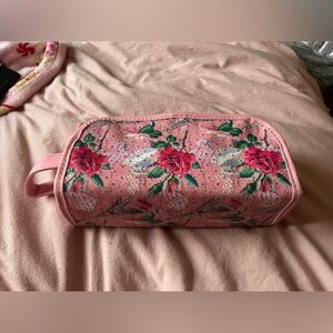 Glammed Floral Hanging Cosmetic Bag - BRAND NEW